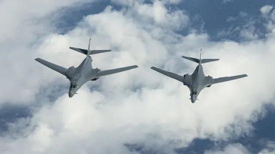 B-1B轟炸機