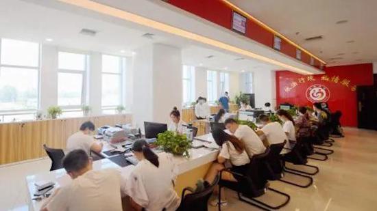 湖南结婚人口_湖南邵东市人口分布图