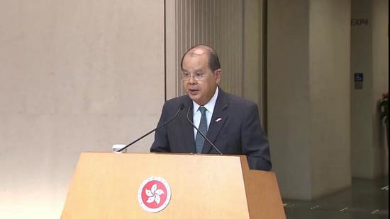 注册全讯网|她亲手打造出与井柏然同款的家,在书墙里藏下卧室和书房!