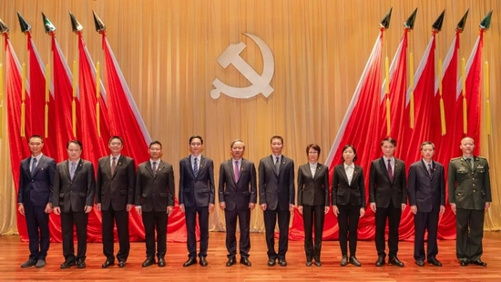 广东佛山五区党代会闭幕五区新一届区委区纪委领导班子亮相