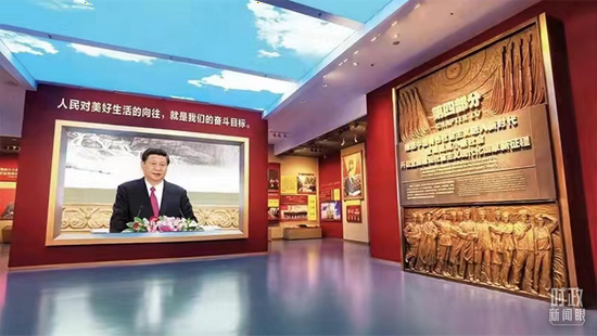 △“‘不忘初心、牢记使命’中国共产党历史展览”第四部分，重点展示中国特色社会主义进入新时代的伟大成就。（图/中国共产党历史展览馆）