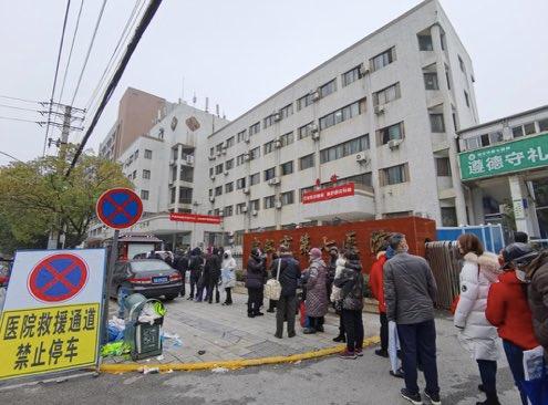 武汉菜价飞涨 有超市一千克蒜苗涨到80元