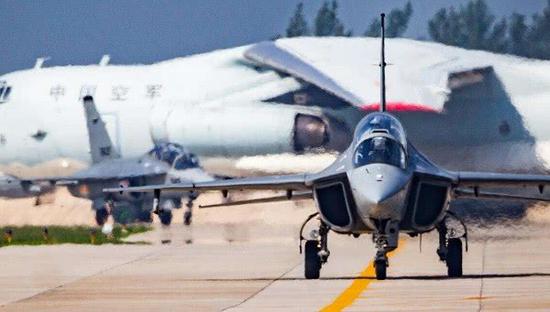 教练10若没有乌克兰发动机怎么办 中国航发也能顶上