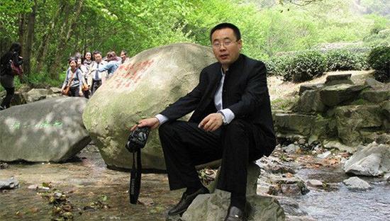 图片来源:新京报