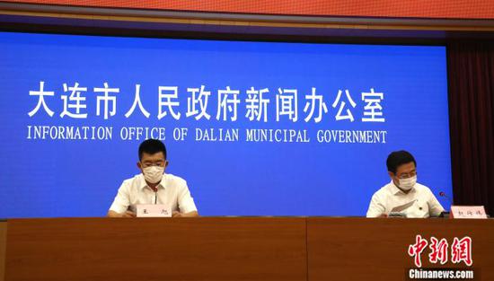 图为消息公布会现场。杨毅 摄