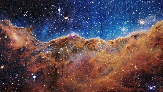 船底座大星云。图源NASA