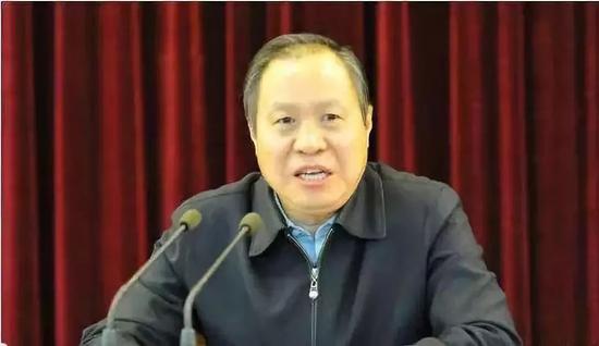 优发国际娱乐pt 做赛事直播、签当红牌手,这位德州扑克界的大V要做一个德扑领域