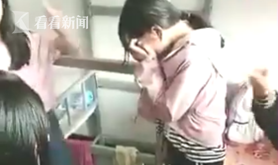 云南一中学多名女生轮殴同学 参与者全程录视频