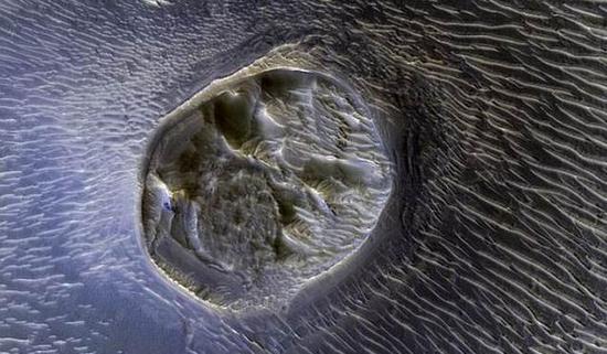 ▲火星表面奇特的陨坑。图源：NASA。
