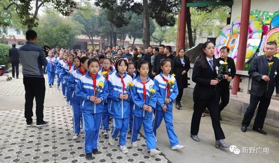 游团游戏平台app出来多久了 - 为何特赦?有哪些基本原则?全国人大常委会法工委负责人答问