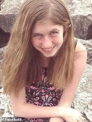 美13岁女孩离奇失踪 事发前父母在家中被枪杀