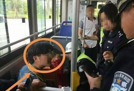 遂宁公交车抱摔小孩男子道歉：真诚说声对不起