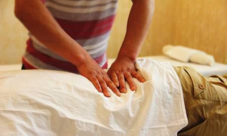 太可怕 这种习惯让45岁男子瘫痪