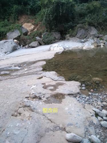 未执行生态流量时部分河道。 图片来源：生态环境部官方微博