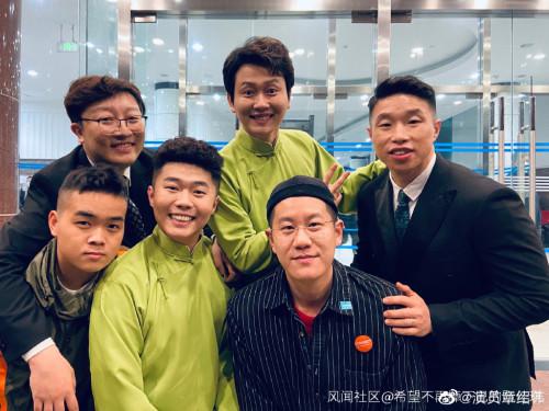 德云社队长携女友逛街,德云社队长携女友逛街视频