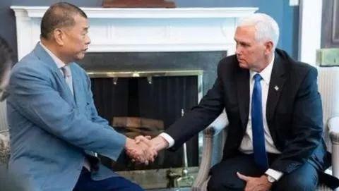 △黎智英和美国副总统彭斯(右)会面