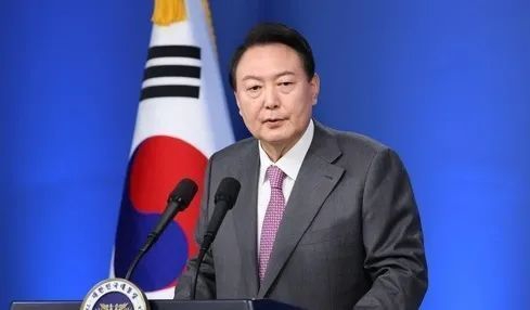 8月17日，在首尔龙山总统府，韩国总统尹锡悦出席就职百日记者会并发言 图：韩联社