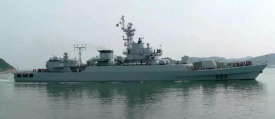 舷号为522的连云港舰。“交汇点新闻”客户端 图