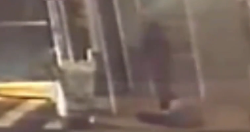 �ӷ����º������ֳ�����Ƶ��ͼ��