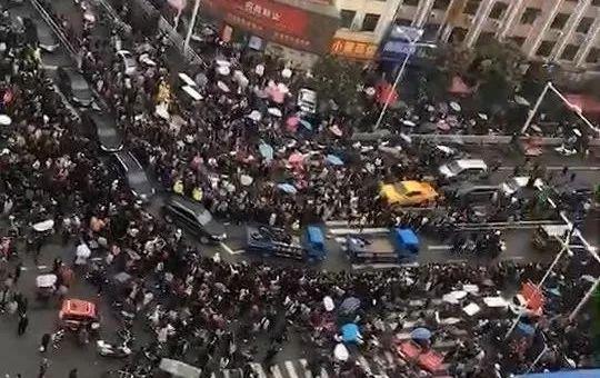 银河优越会app_90后抗癌妈妈:做好这些,别让乳腺癌夺走你的生活