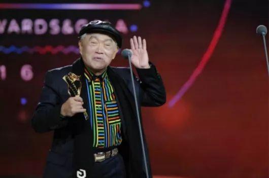 牛犇获第31届中国电影金鸡奖终身成就奖