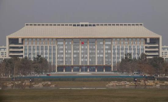 位於城市副中心行政辦公區的中共北京市委辦公大樓。圖片來源:中國新聞圖片網