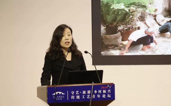 浙江理工大学艺术与设计学院教师凌霓的《传统工艺旅游体验项目比较研究》