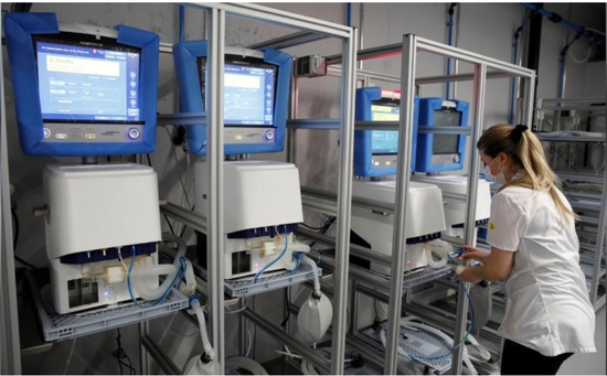 　3月18日，瑞士Hamilton Medical公司加紧生产呼吸机（图源：路透社）