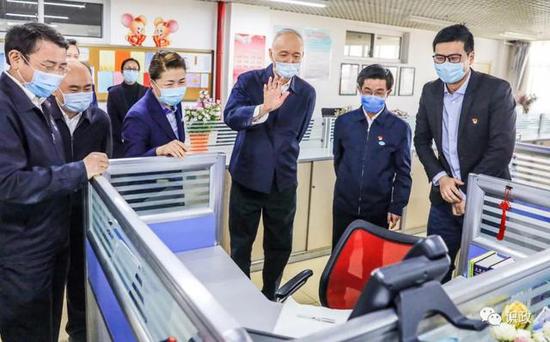 蔡奇视频连线高三学子为他们鼓劲加油