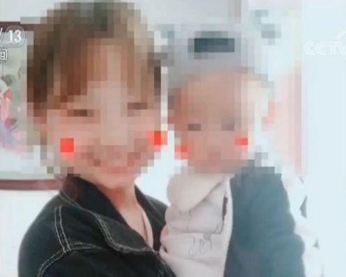 中国傻子:中国的傻子,一半在抖音,一半在快手