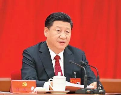 2017年10月25日，中国共产党第十九届中央委员会第一次全体会议在北京人民大会堂举行。习近平同志主持会议并作重要讲话。