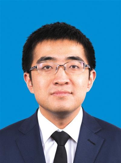 “青年先锋” 许泽玮