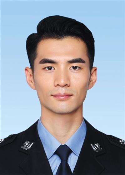 “网红”刑警 陈旭