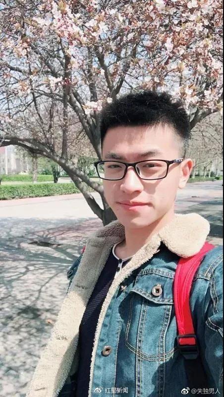 大学生被女友前任杀害案再开庭:女友视频连线