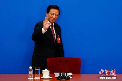 大会发言人张业遂。<a target='_blank' href='http://www.chinanews.com/'>中新社</a>记者 富田 摄 大会发言人张业遂。中新社记者 富田 摄