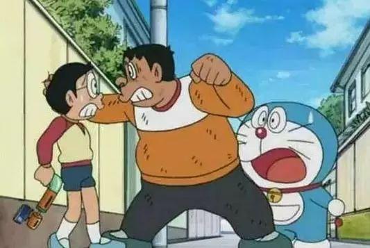 教育局员工称女生被打是玩笑 中青报:打你脸上