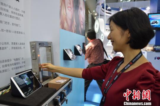 郑小红 摄 图片来源:中国新闻网