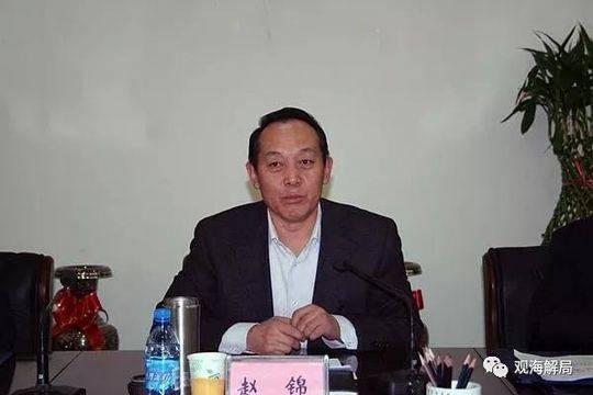 为拿矿拿项目,她送给情夫超百万