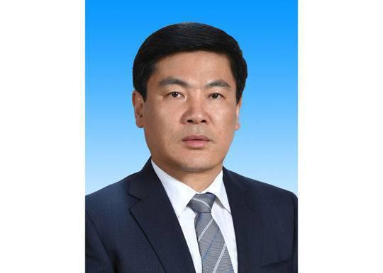 罗强同志简历