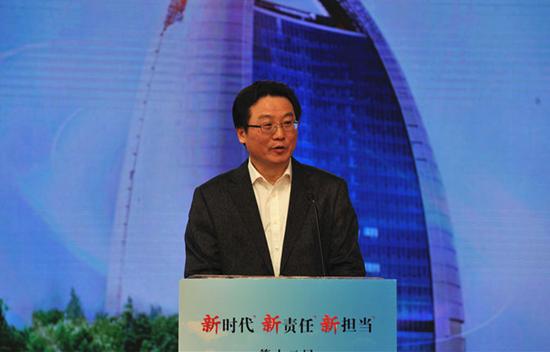 人民网董事长_董事长办公室图片