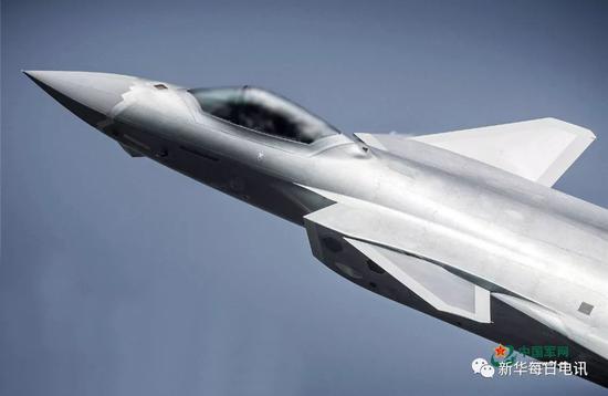 �Է�Ա��ʻ��-20�ɻ����麣��չ���ࡣ��Ф ��Ӱ������ͼ��