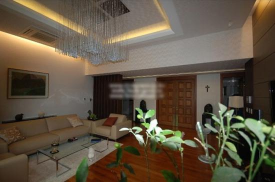 ���Ȼݽ����·��ھ�