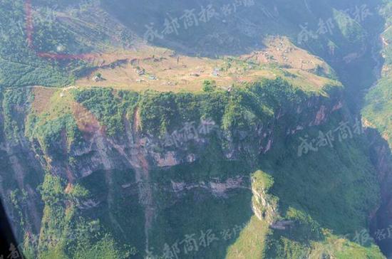 四川凉山悬崖村计划投资6.3亿元打造山地旅游(图)