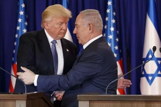 5月22日，美国总统特朗普在耶路撒冷同以色列总理内塔尼亚胡出席新闻发布会。新华社/美联