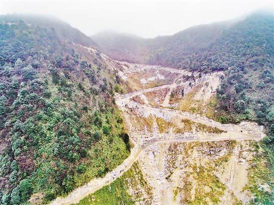 麦岭镇岗西人口_西韩岭学校图片(2)