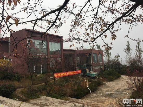 澄江县抚仙湖水资源博物馆原址拆迁现场 央广网李雪南 彭兆伟 摄