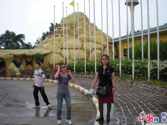 2011年春节,我带妈妈来到泰国“蝴蝶谷”旅游。
