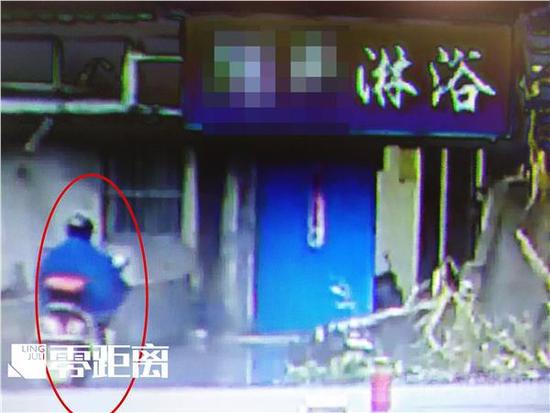 北京时间:老人进入浴室后失联 几天后身绑40斤石块现身河底