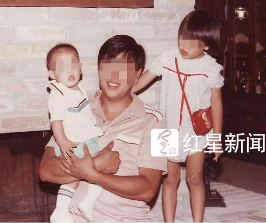 ▲Richard Lam提供的家人老照片,昔日其乐融融 受访者供图