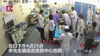 ▲监控记录下的患者抢救情况。    来源/广州日报